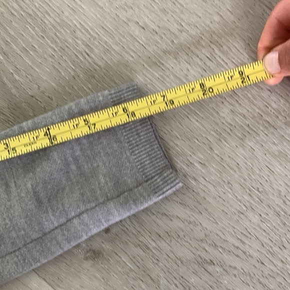 BABATON Deep V-Neck Merino Wool Sweater Gray Size XS collared - Picture 6 of 9